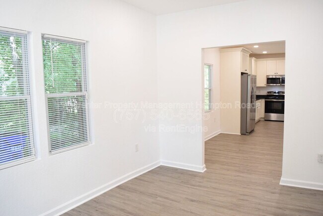 Building Photo - 850 W 50th St
