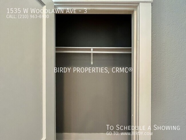 Building Photo - 1535 W Woodlawn Ave