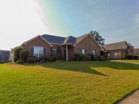 Building Photo - 601 Stirling Ridge
