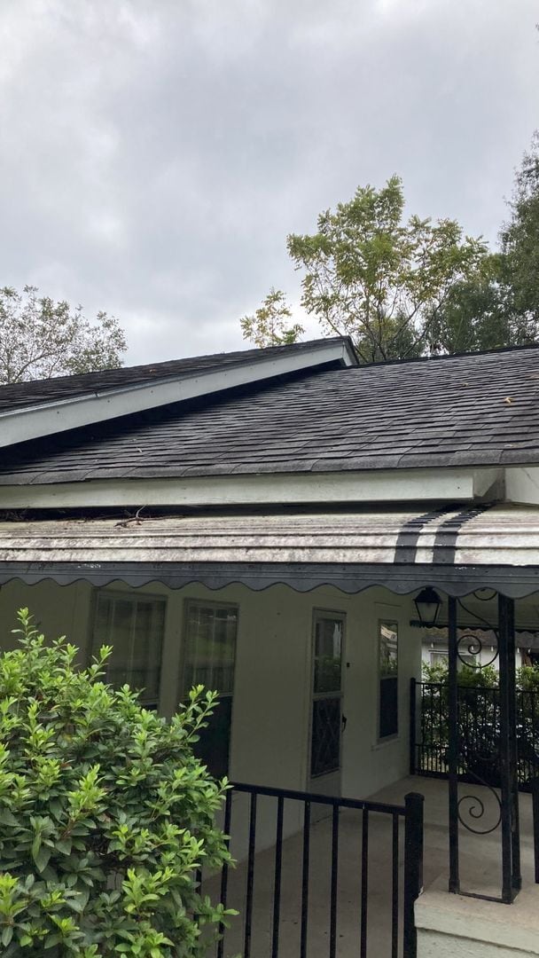 Building Photo - 305 Dogwood Ave