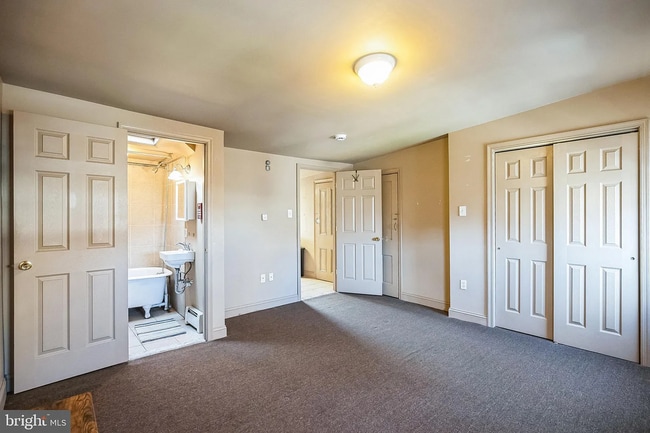 Building Photo - 1124 S 15th St