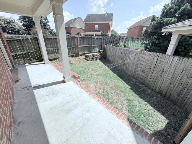 Building Photo - 3BR/2.5BA Home