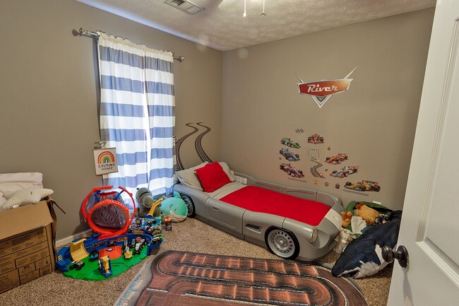 Building Photo - Welcome Home!