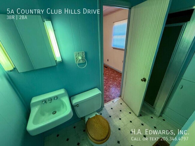 Building Photo - 5a Country Club Hills Dr