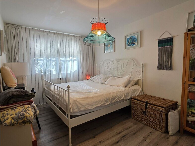 Building Photo - 412 N Wayne Ave