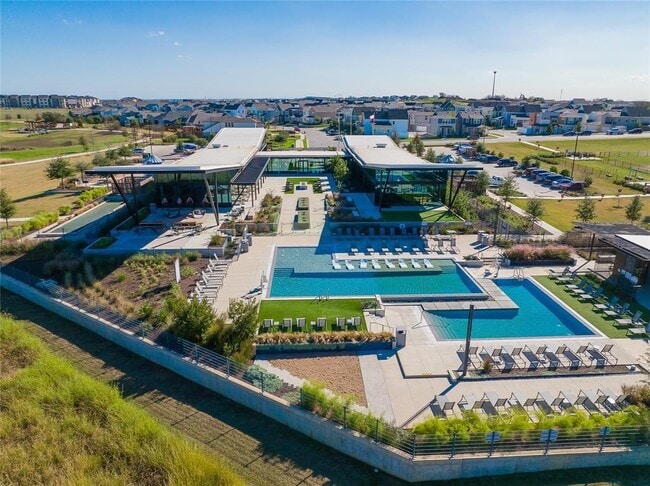 Building Photo - 8421 Thompson Teal Trl