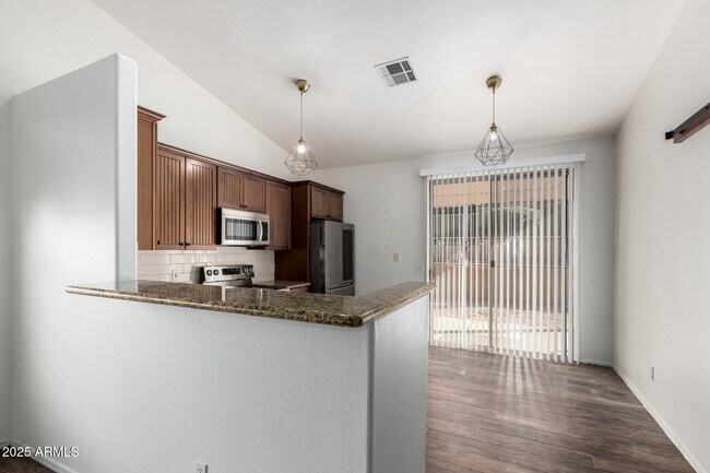 Building Photo - 9523 E Placer Dr