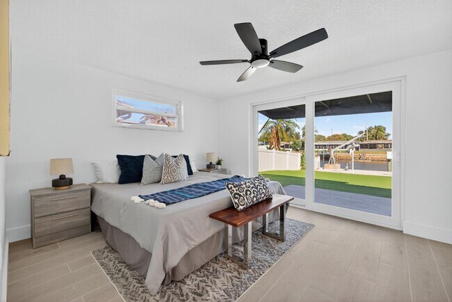 Building Photo - 12734 2nd Isle