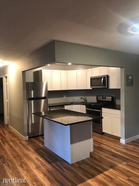 Building Photo - 3675 Clague Rd