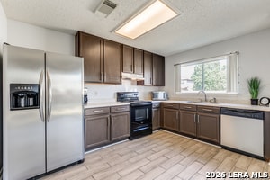 Building Photo - 8839 Breezefield