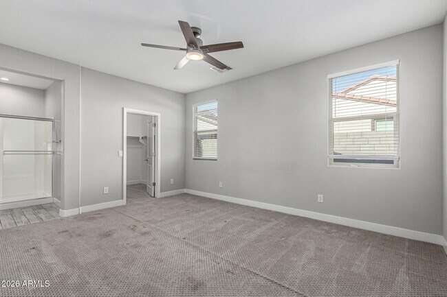 Building Photo - 10954 W Melvin St