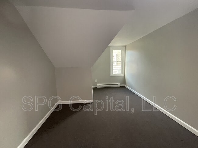 Building Photo - 1809 Susquehanna St