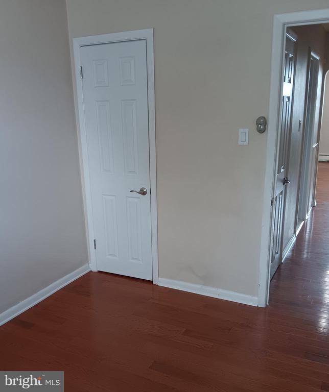 Building Photo - 153 BURMONT Rd