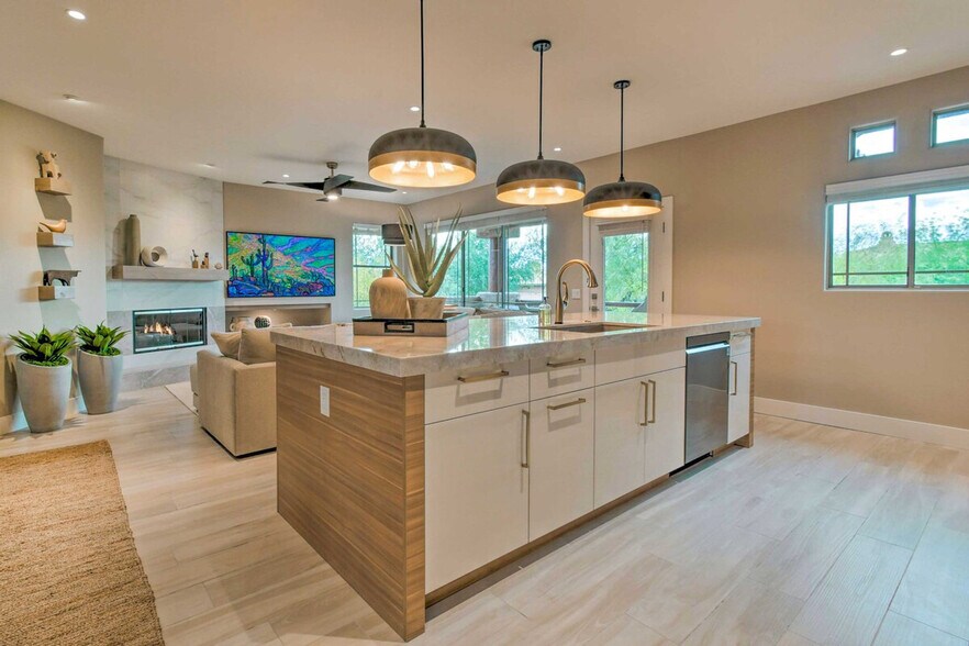 Building Photo - 11500 E Cochise Dr