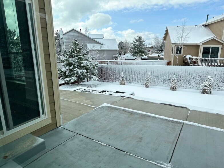 Building Photo - 17451 Leisure Lake Dr