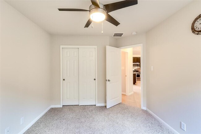 Building Photo - 11101 Wyola Bend