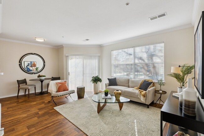 Building Photo - Quail Landing