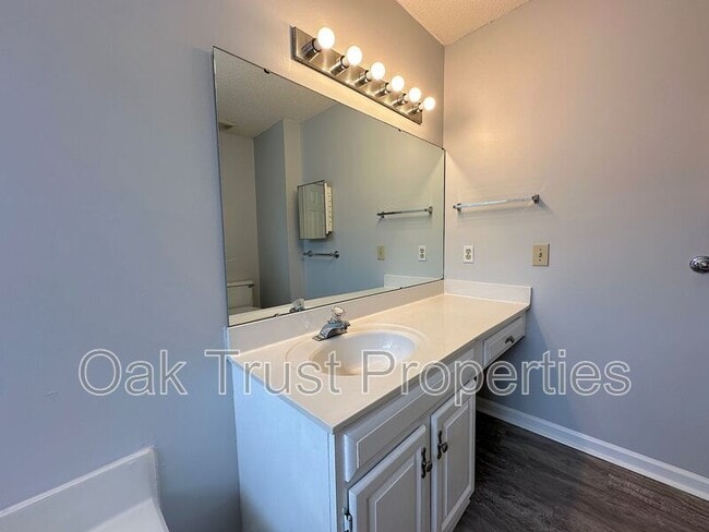 Building Photo - 1513 Tidal Pointe