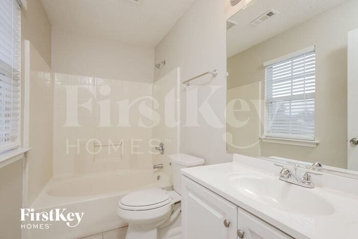 Building Photo - 4604 Cherrywood Dr