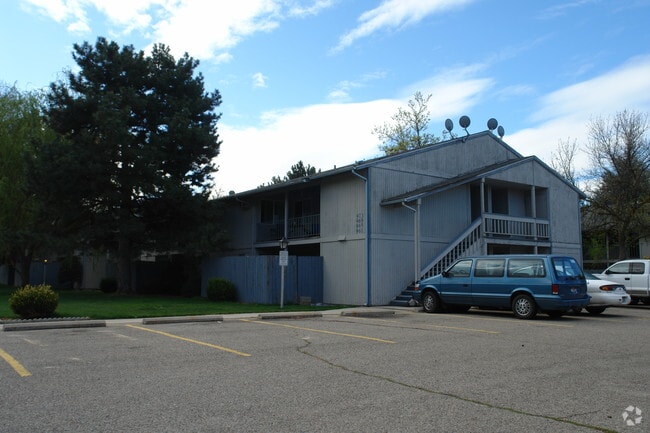 Primary Photo - Homestead Apartments