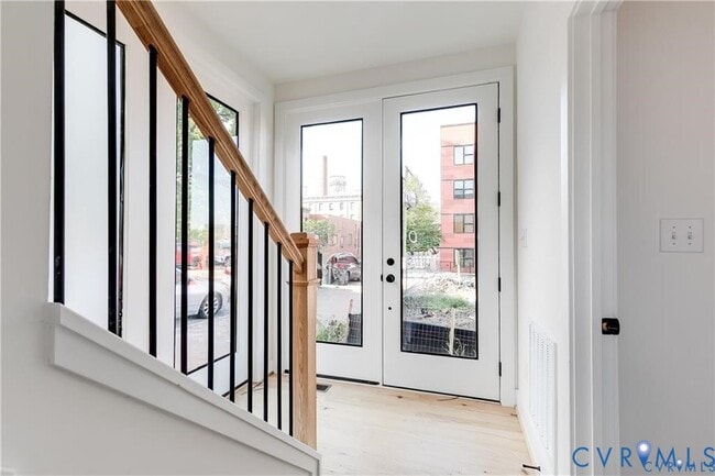 Building Photo - 220 N 20th St