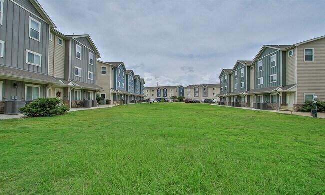 Building Photo - 21155 Gosling Rd