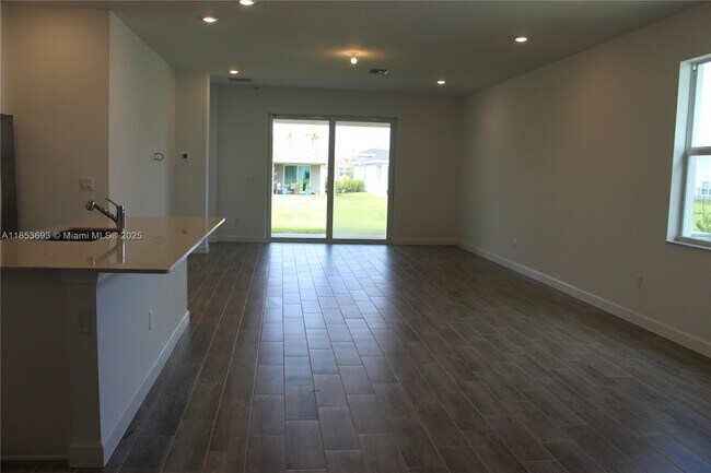 Building Photo - 1379 Tangled Orchard Tr
