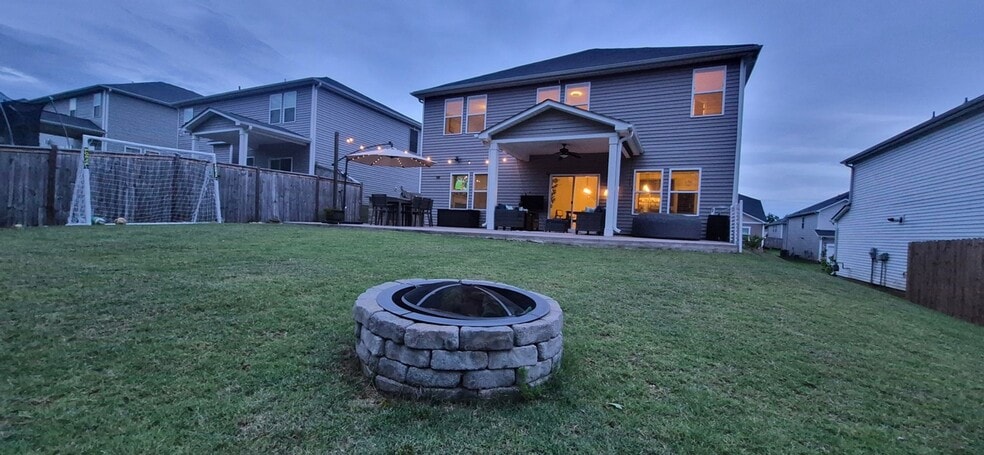 Building Photo - 333 Pewter Cir