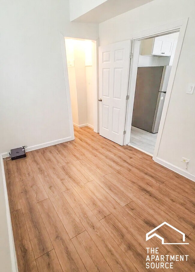 Building Photo - 8930 S Baltimore Ave