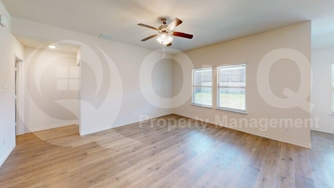 Building Photo - 1604 Silver Landing Trail