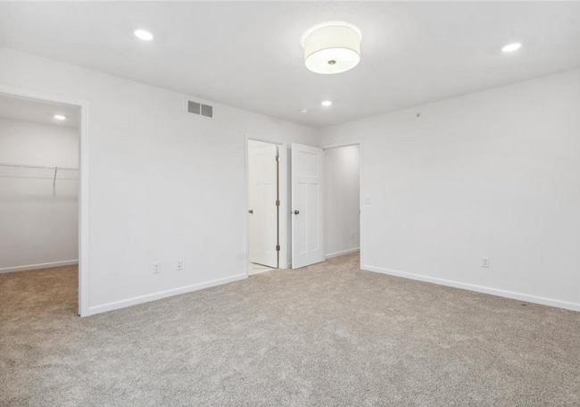 Building Photo - 13644 Busch Ln
