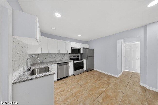 Building Photo - 2400 55th Terrace SW