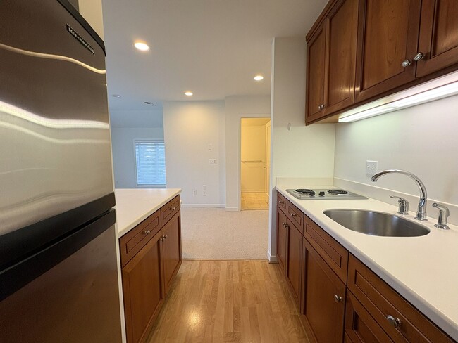 Building Photo - Beautiful Palo Alto Home with In-Law Suite, Central AC & Heated Pool