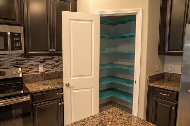 Building Photo - 32135 Goddard Dr