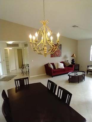 Building Photo - 5475 Verona Dr