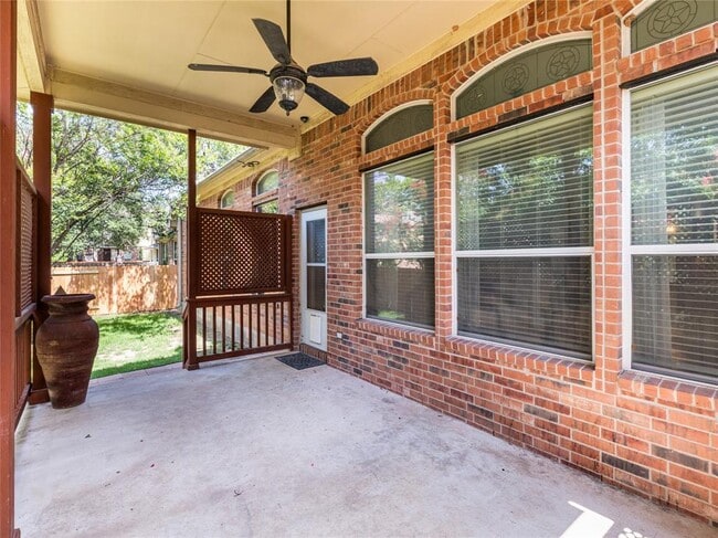 Building Photo - 15620 Echo Hills Dr