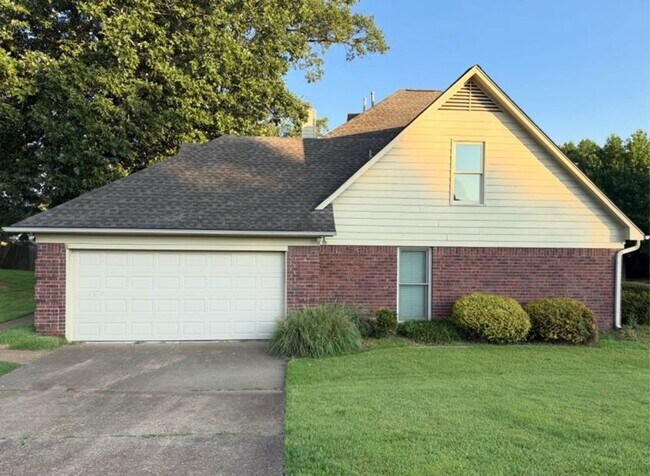 Building Photo - 8859 Chimneyrock Blvd.
