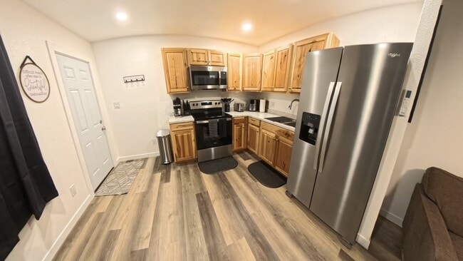 Building Photo - Enchantment Executive Villas LLC
