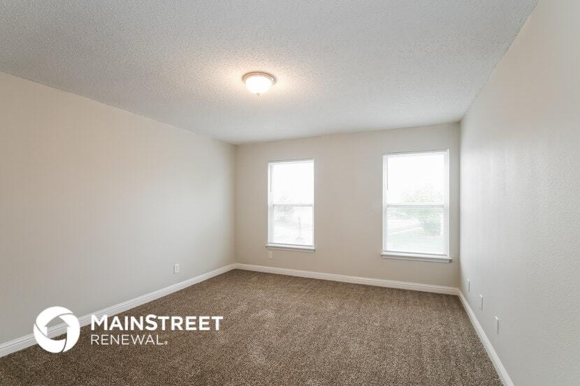 Building Photo - 12668 Courage Crossing