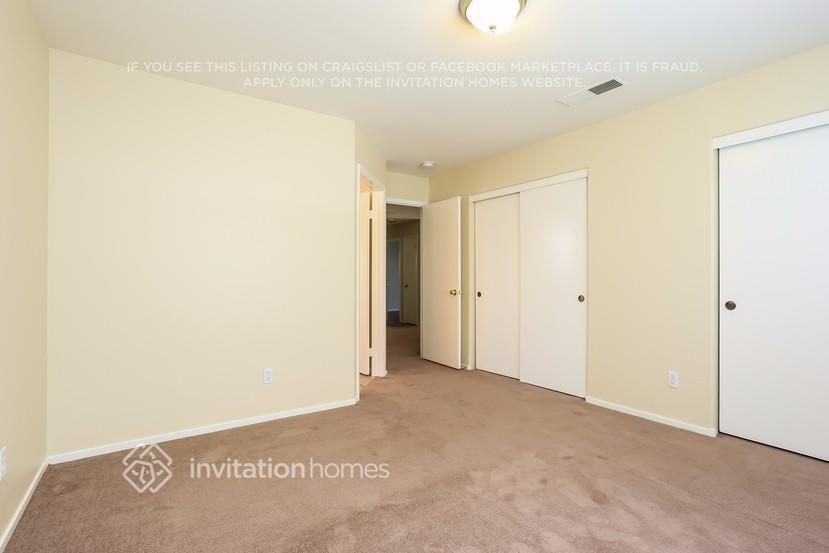 Building Photo - 7009 Glass Slipper Ct