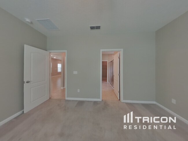 Building Photo - 6471 Longleaf Branch Dr