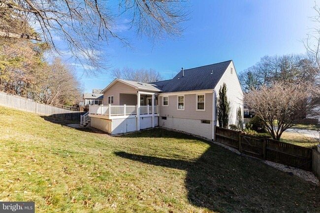 Building Photo - 7716 Green Garland Dr