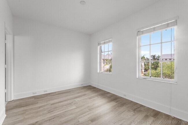 Building Photo - 455 Juno Dunes Way