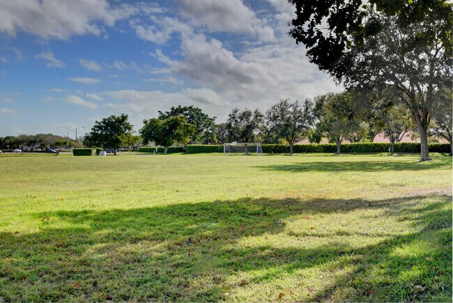 Building Photo - 7390 Ashley Shores Cir