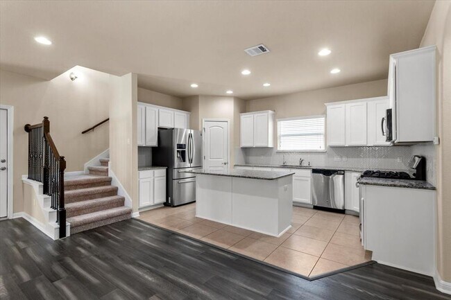Building Photo - 3451 Mayfield Ranch Blvd