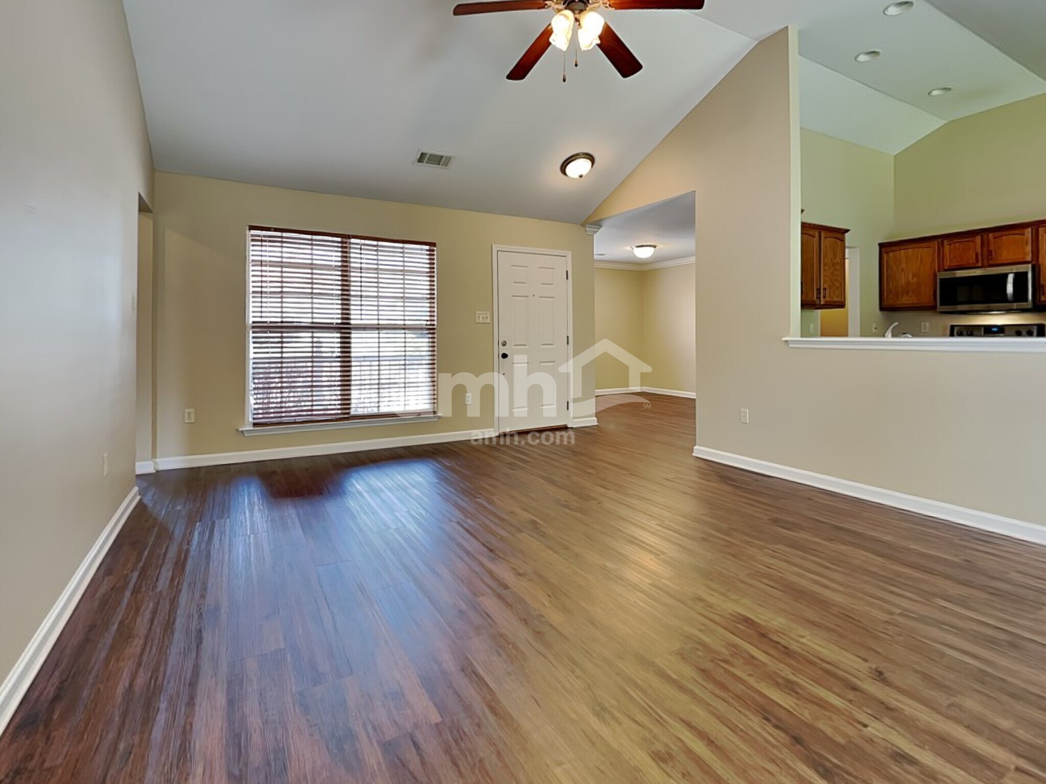 Building Photo - 2824 Ashridge Rd