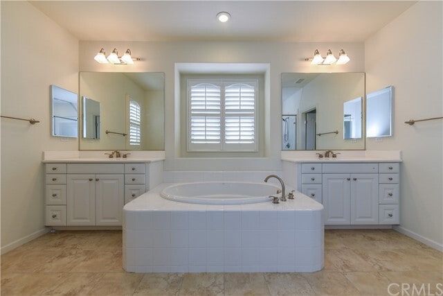 Building Photo - 42 Twin Gables