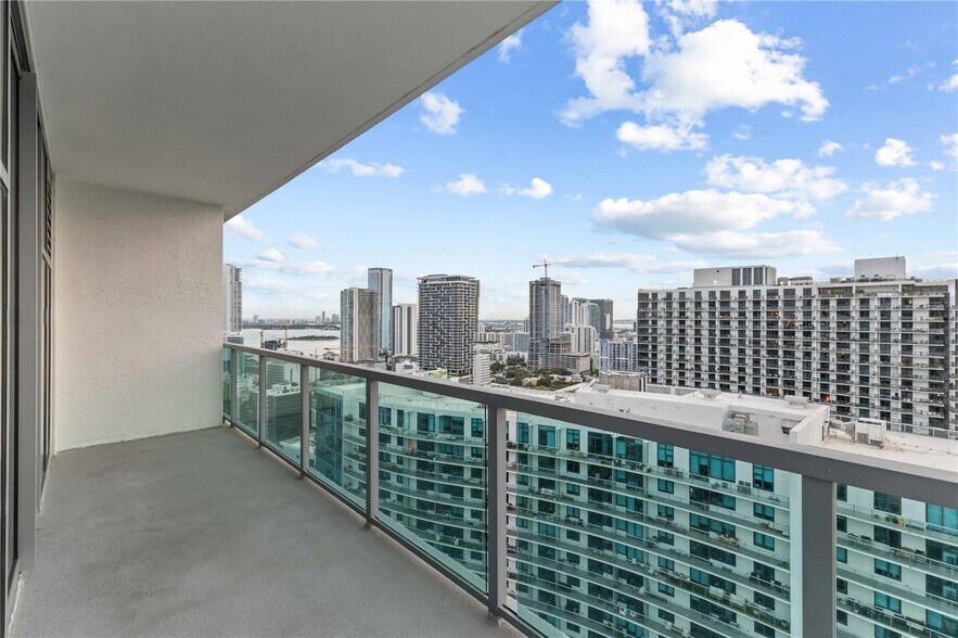 Building Photo - 3301 NE 1st Ave