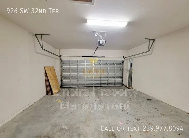 Building Photo - 926 SW 32nd Terrace