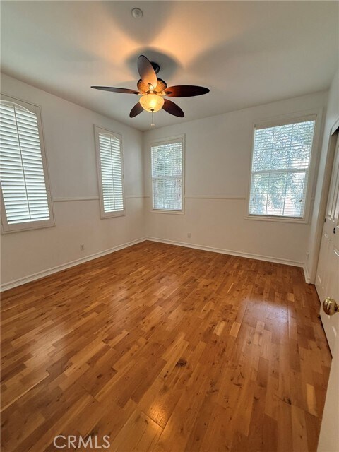 Building Photo - 3 New Dawn